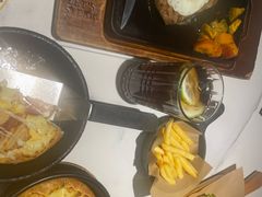 -必胜客(松雷店)
