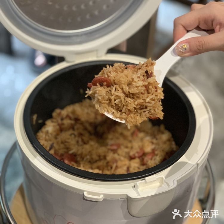 武汉探店| 正宗长沙本帮菜壹盏灯