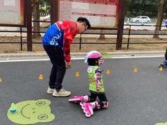 -悦动体能篮球羽毛球网球(三里河店)