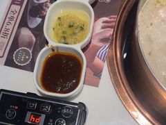 -洪氏嗨捞·猪肚鸡火锅(阳光天地店)