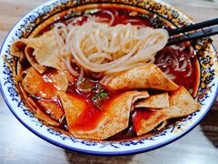 -老字号杨坡红油米线腊汁肉夹馍(东四道巷店)