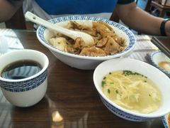 -笑来喜馄饨小笼工坊店(湖滨街店)