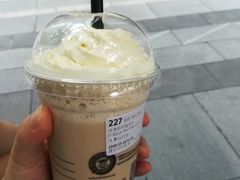 -瑞幸咖啡(三里屯SOHO-6号楼店)