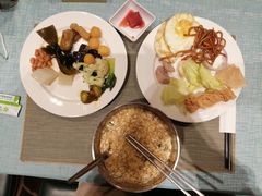 -安徽饭店·白鹭阁自助餐厅(梅山路店)