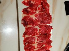 现切吊龙肉-为什么牛潮汕牛肉火锅(中信广场店)