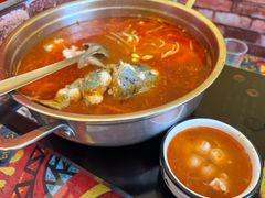-弘烨 贵州酸汤 鱼火锅(东财店)