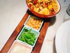 -韵秋荷(宝山龙湖天街店)