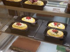 -焙丽拾光(麦凯乐直营店)