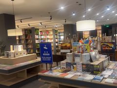 -魔方城市书房(中街益田店)