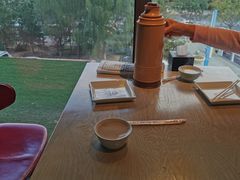 靠窗位-斯琴阿妈蒙古餐厅(新城店)
