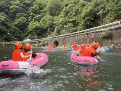 -安吉龙王山峡谷漂流