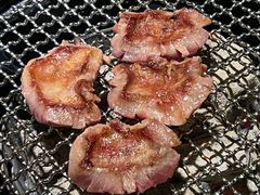 厚切牛舌-觅福里•熟成和牛餐厅