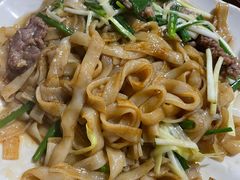 干炒牛河-南记食粥坊·宵夜大排档(莲花总店)