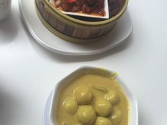 -新大咀港式茶餐厅(宝山万达店)