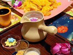 -月亮眼花园餐厅书吧酒吧