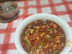 -辣小鲜·南昌大排档(船山路店)