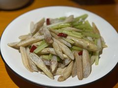 -莲餐厅·湖北菜·潜江小龙虾店(愚园路店)