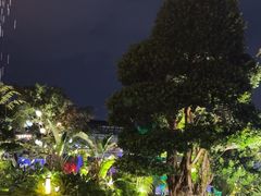 -茅草房·河畔园林火锅