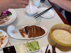 -梅利汴京烤鸭•开封豫菜地标店(铁北街店)