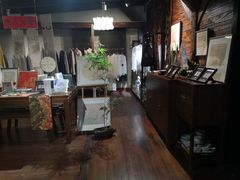 -良友书坊(安徽路店)