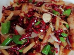 火爆肠头-茅屋大酒店