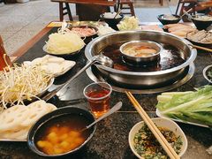 -邓莽子老火锅(中兴路总店)
