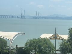 -鹰龙海畔度假酒店(咸祥店)