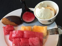 -上海漕河泾万丽酒店