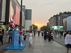 -杭州湖滨银泰in77