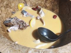 -云荷里·蒸汽石锅鱼·云南菜(中发百旺店)