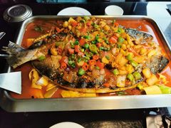 -鸣记脆皮烤鱼(铁西店)