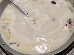 -左庭右院鲜牛肉火锅(浦江欢乐颂店)