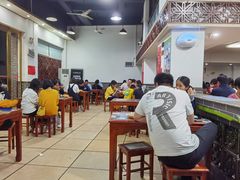 大堂-黄师奶甜品店