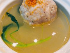 蟹粉狮子头-怡园饭店-餐厅(四望亭店)