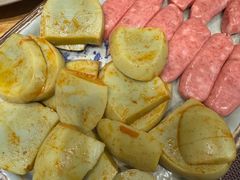 -青古韩式炭火烤肉店