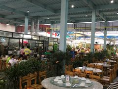 -四川小胡子海鲜(丁村万人海鲜广场店)