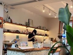 -Line 咖啡(石厦花园店)