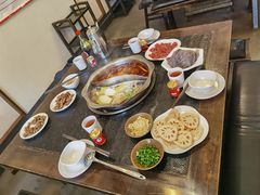 -仁虎老火锅(黄泥磅店)