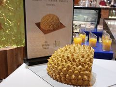 -广州万富希尔顿酒店·感趣自助餐厅·金秋蟹宴生蚝海鲜刺身