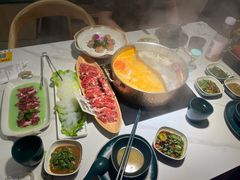 -椰子湾·海南火锅·糟粕醋·椰子鸡(正大广场店)