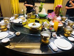 -半岛翡丽海鲜自助餐厅(观风亭店)