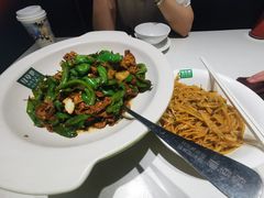 -绿草地·湘菜(7mall店)