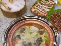 -阿婆情腊排骨火锅(金虹路店)
