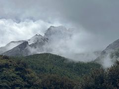 -亚拉雪山风景区