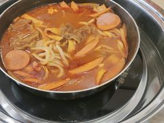 -三清洞摩西韩式年糕火锅(威高广场店)