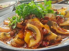 -宣威年猪饭·二十年云南家常菜·特色小炒肉·春季鲜花野菜上新(尚邻雅苑店)
