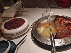 -左庭右院鲜牛肉火锅(金山万达店)