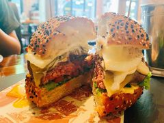-FAT COW(虹梅路店)