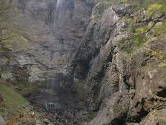 -燕子河大峡谷天坑仙境