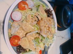 牛油果大虾沙拉-JUKEBOX玖部音乐餐厅(华侨城店)